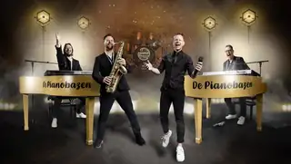 De Pianobazen - Roept U Maar!