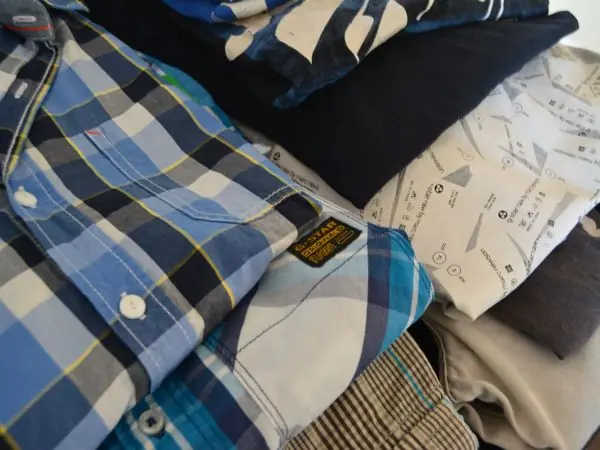 Secondhand-Kinderkleidungsbörse — Bladel