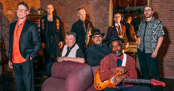New Cool Collective — Burgerweeshuis, Deventer