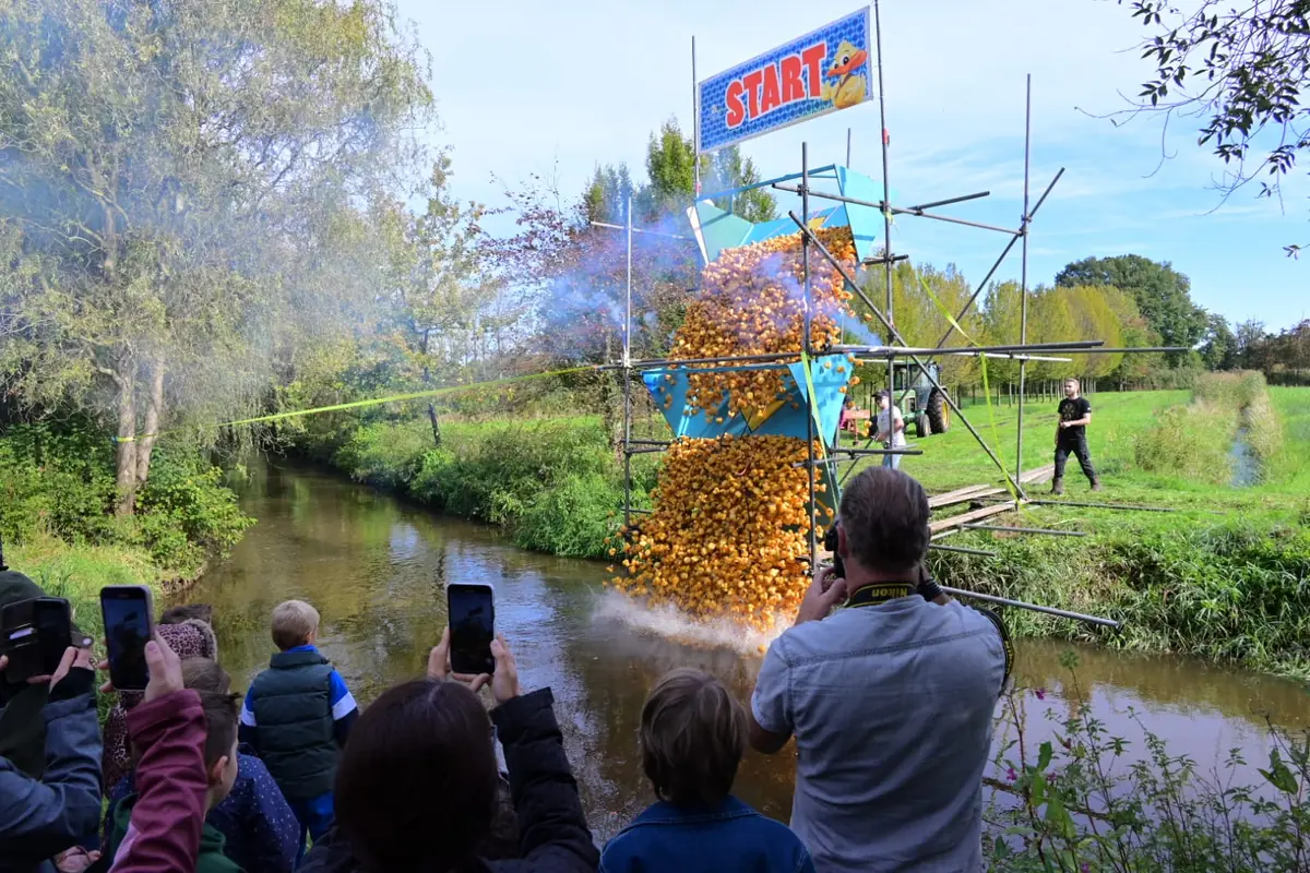 Duck van Toor Race — Dommelen