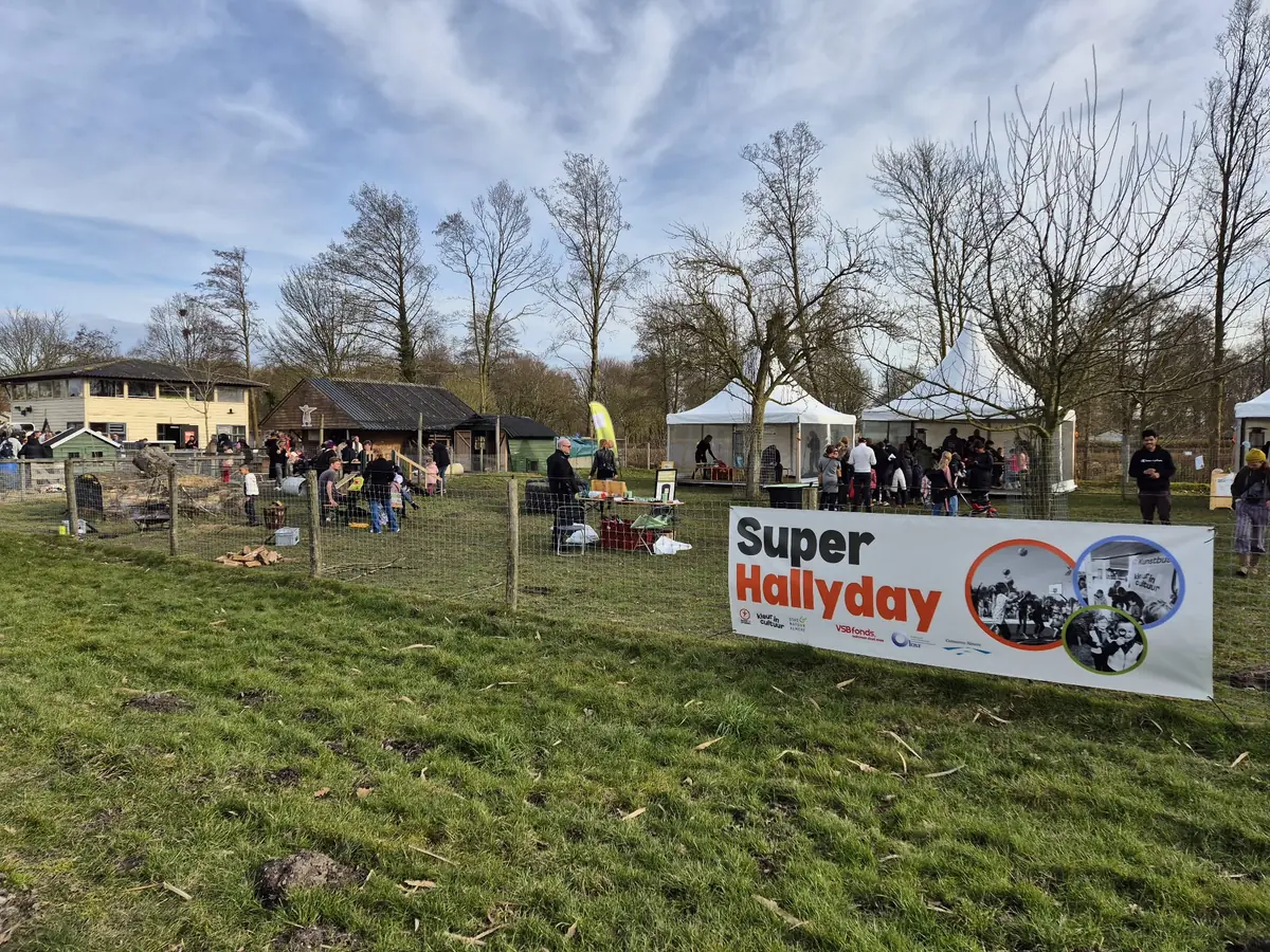 Super HallyDay - Sportieve tijdreis — Almere