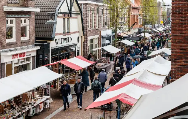 Braderie Maandereind — Ede