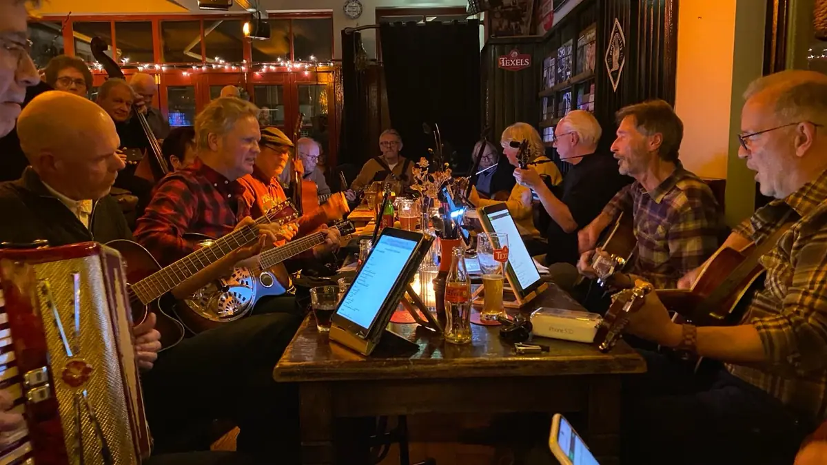 Rootsclub Kitchen Table Session — Helmond