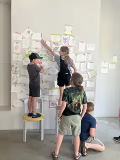 Kinderworkshop - Naturwelten mit Awoiska van der Molen erschaffen