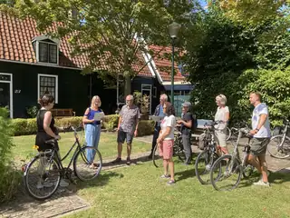 IFIKZ MaakMeeFestival: Die Kraft des Zaanser Papiers: Papiergeschichte Fahrradroute