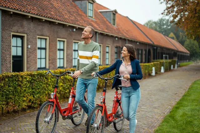 Fahrradtour durch Veenhuizen mit Kulturführer — Veenhuizen