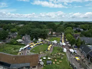 Flohmarkt und Straßenmarkt in Exloo