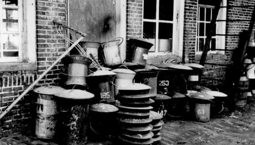 Die große Toiletten- und Pipi-Führung — Drents Archief – ontdek jouw Drenthe, Assen