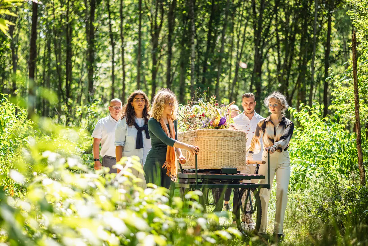 Demonstration Naturbestattung — Sellingen