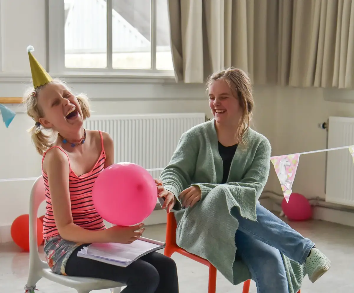 Das gegebene Pferd: Die verrücktesten Geschenke — Sint Jansstraat 3, Groningen