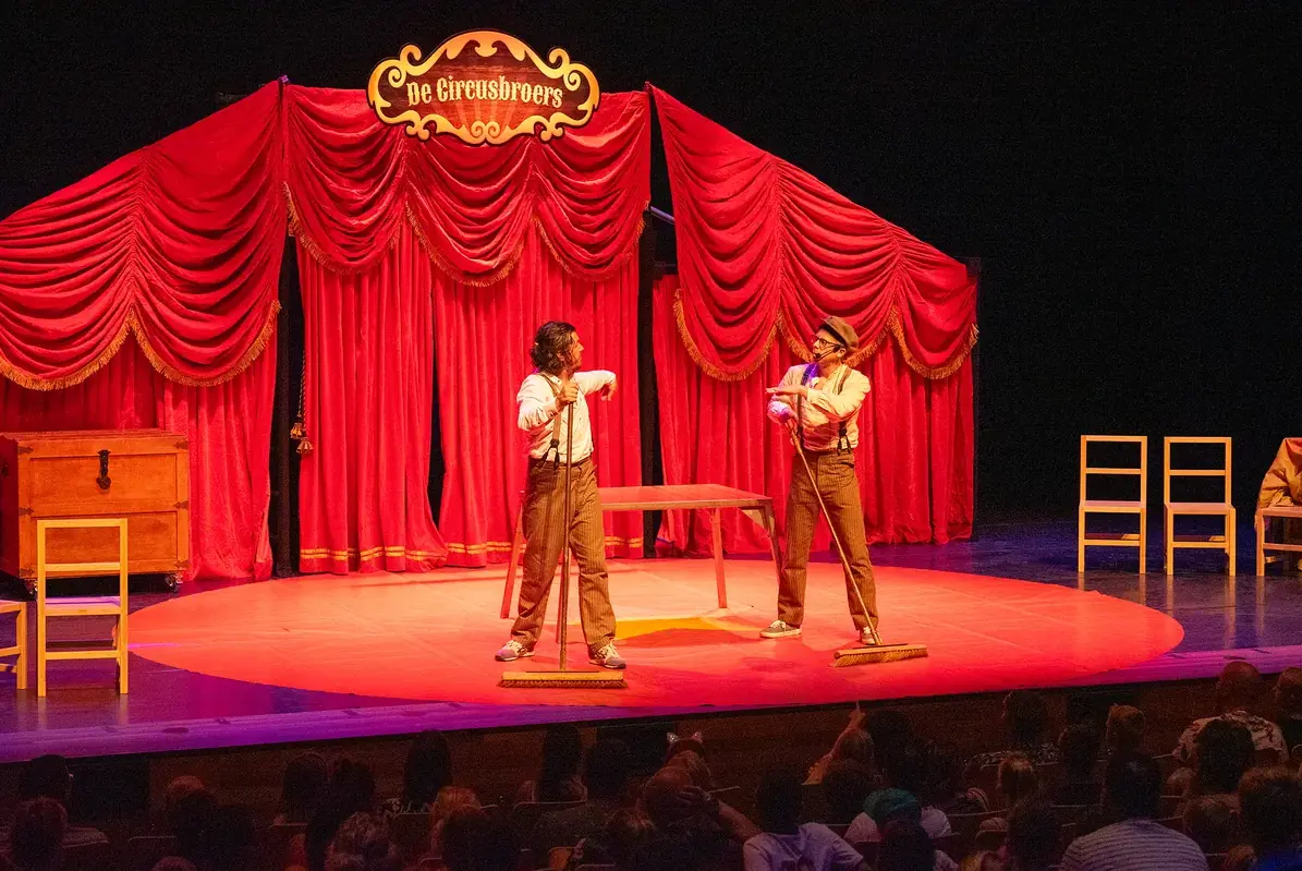 Zirkus: Die Zirkusbrüder — Steeg 9, Schijndel