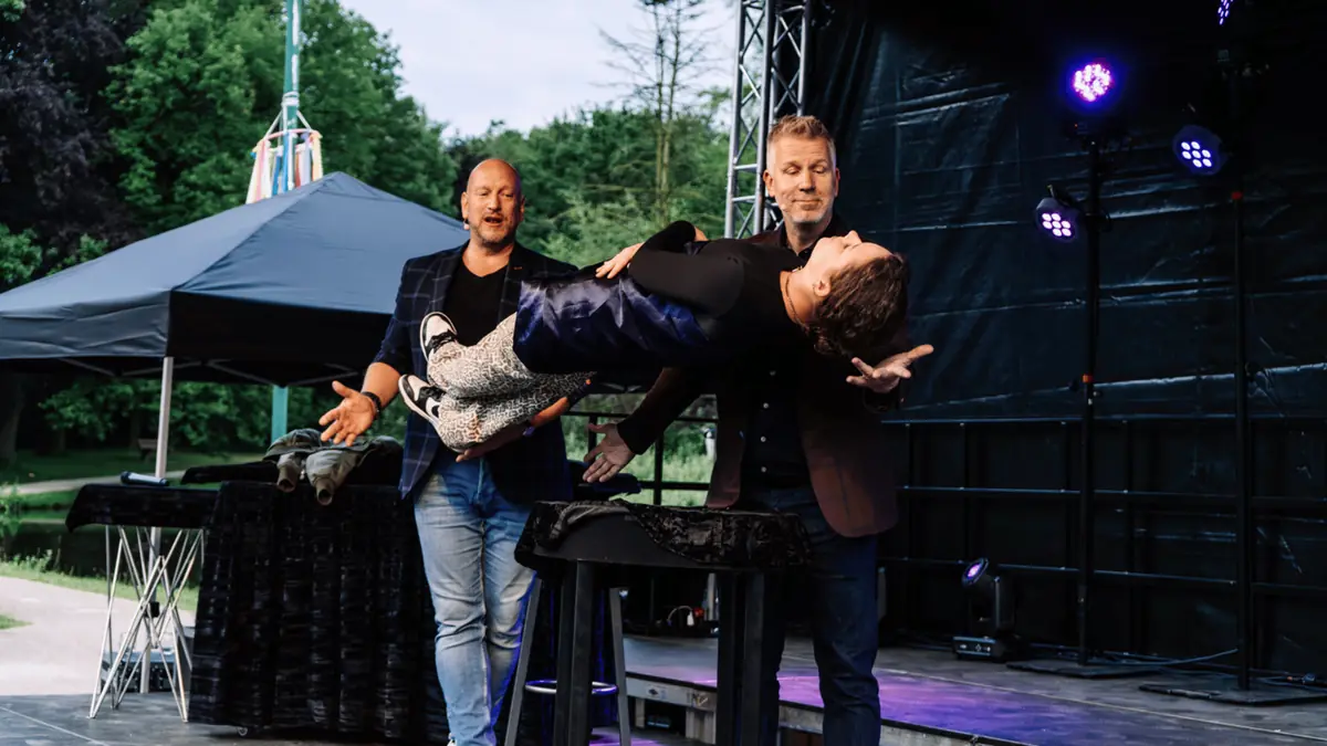 Magic Cabaret Theaterdiner — Bremhorst 1, Sint-Oedenrode