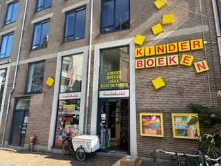 Kinderbucher-Verkauf aus der Nijmegener Buchhandlung