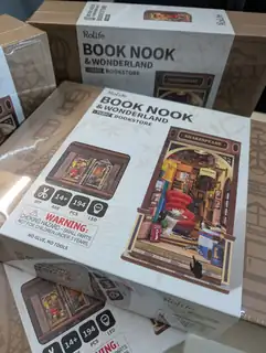 Baue deine eigene Booknook (16-21 Jahre)