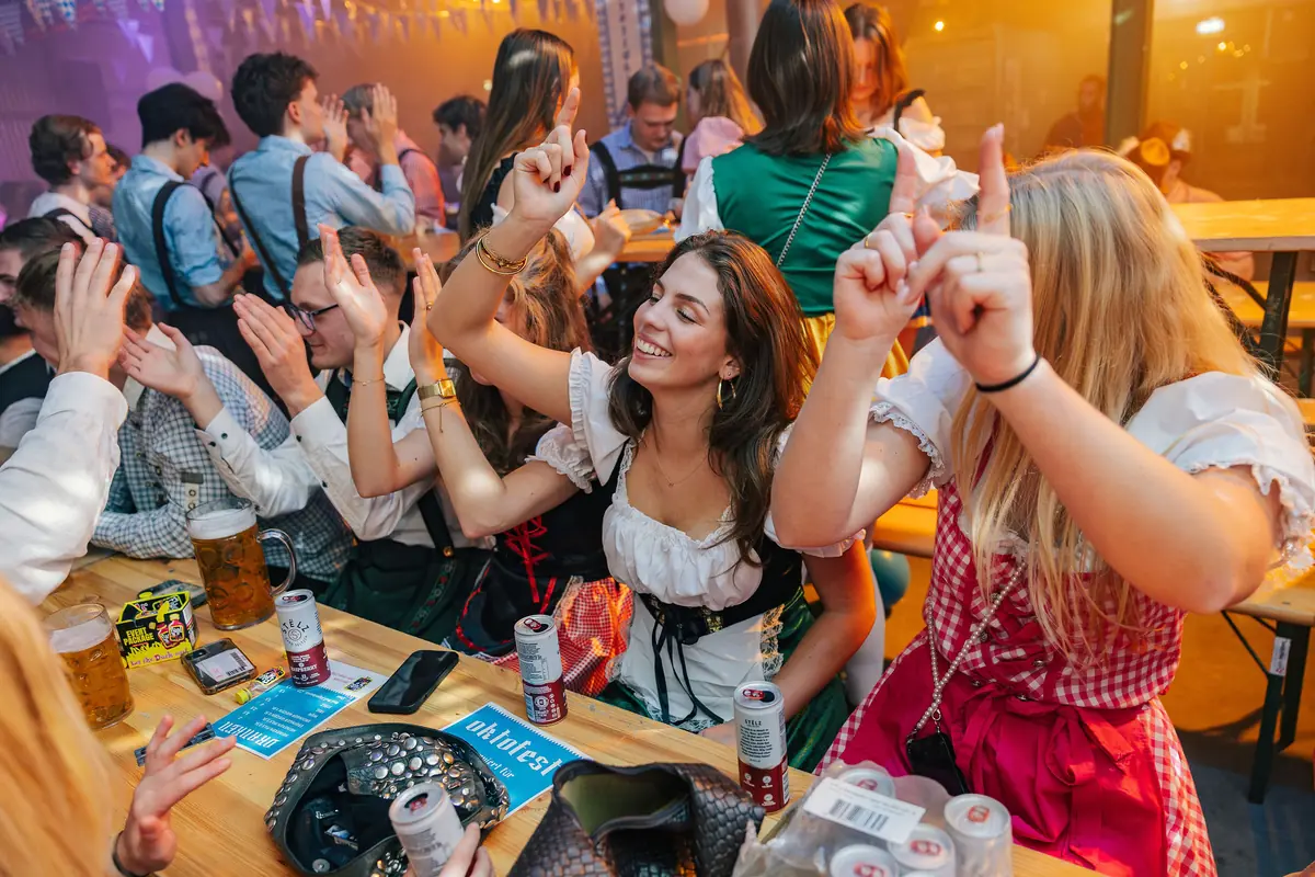Oktofest — Suikerlaan 15, Groningen