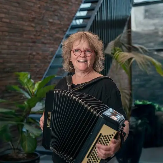Cultuurcafe mit Otine van Erp — Gemert