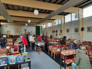 Boekenmarkt Vredeskerk Steenbergen