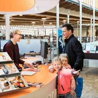Dutch language special - Let’s explore the Library 2