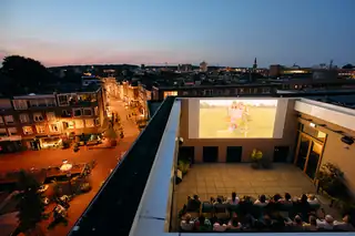 Openluchtfilms op het dak van Focus Filmtheater deze zomer!