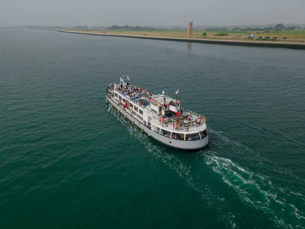Oyster Boat Tour — Burghsluis