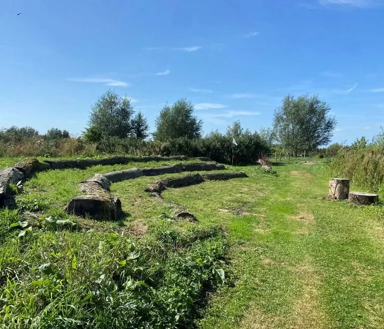 Amfitheater in het groen bij Buitenplaats Kameryck — Amfitheater, Kamerik