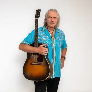 In The Woods: Hans Theessink