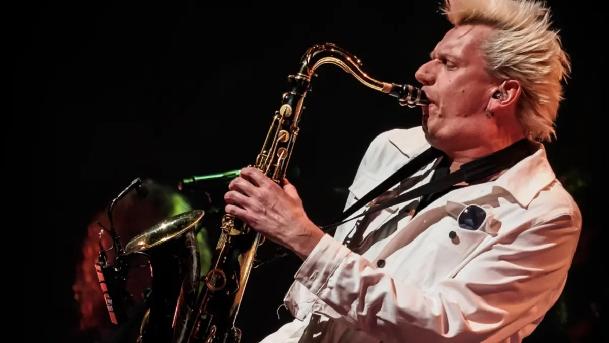 Wouter Kiers blows the roof off at Rue de la Gare — Grandcafé Rue de la Gare, Emmen