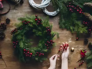 Auf dem Weg zu Weihnachten: Gestalte dein eigenes Adventsgesteck