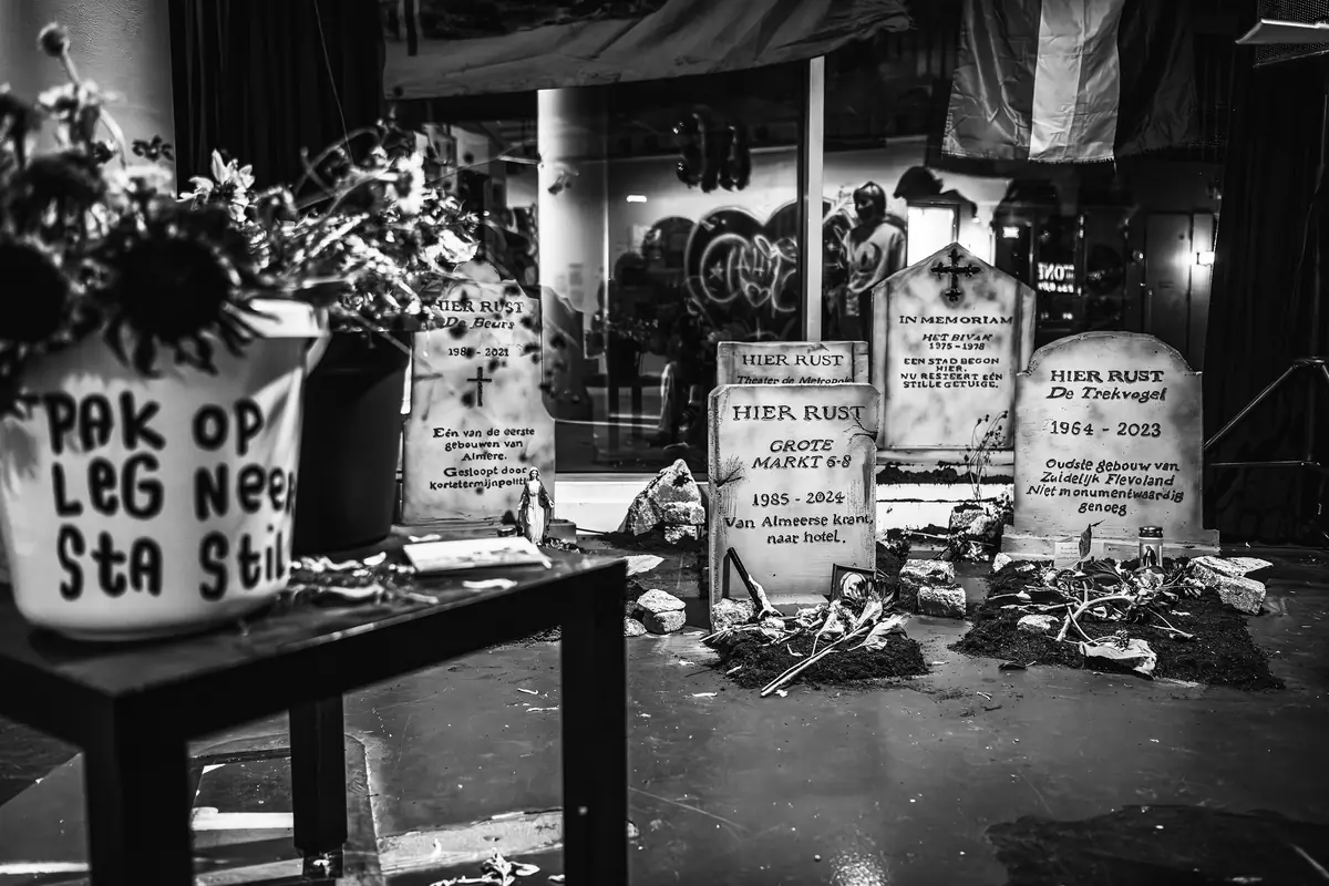 Protest expositie | KUNST=BOOS — Almere