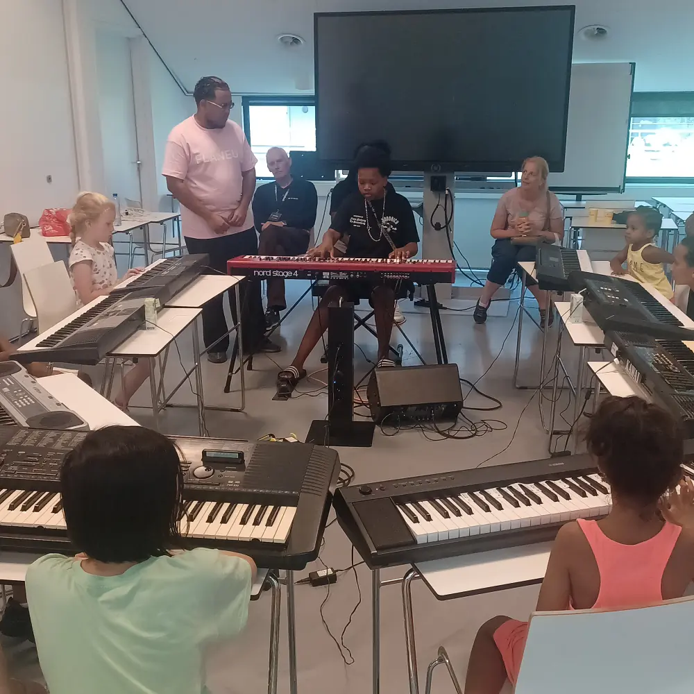 Children's Book Week | Keyboard Workshop 6+ — De Nieuwe Bibliotheek Buiten, Almere