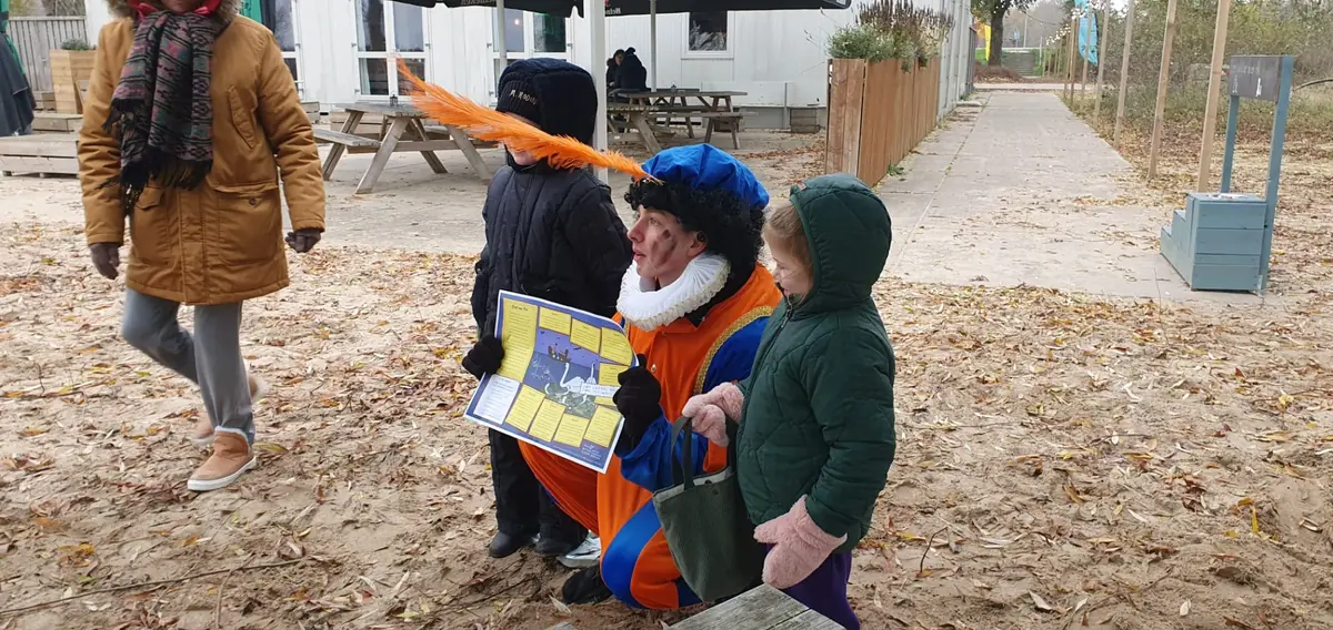Saint Nicholas takes up residence at Almeerderstrand! β Stad & Natuur, Almere