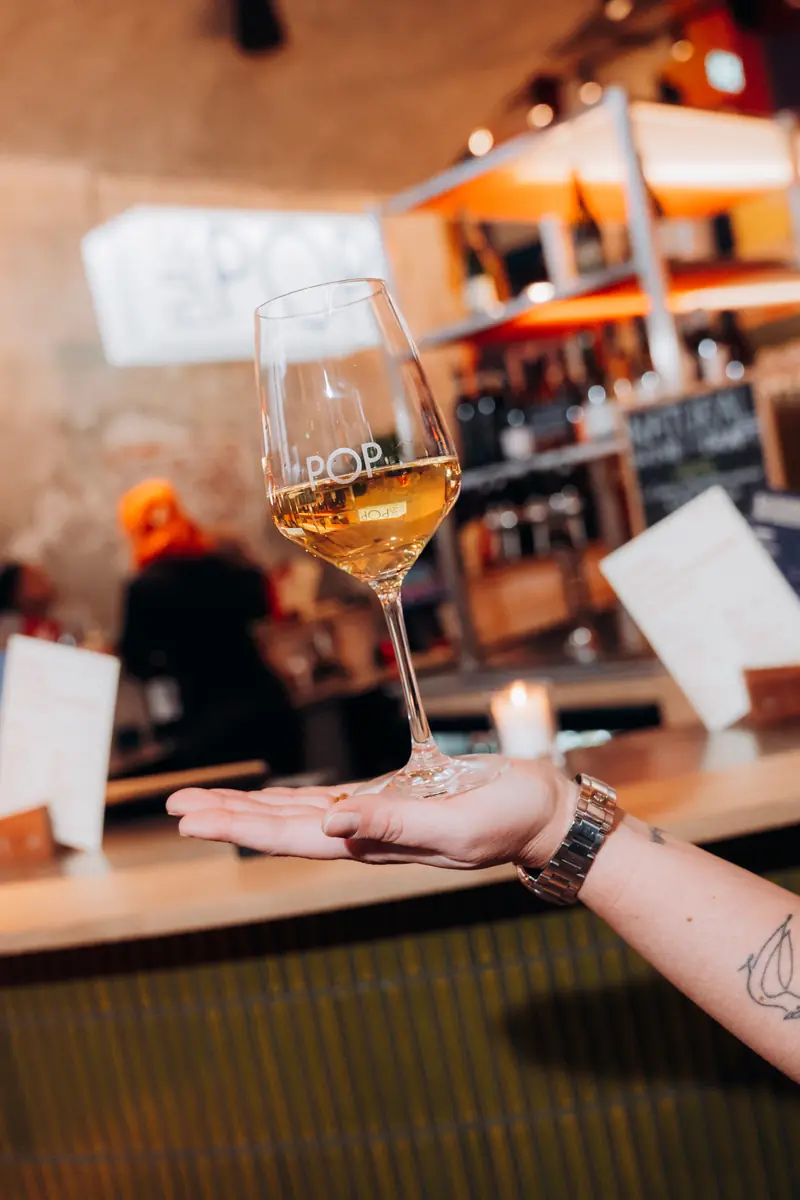 WINE WINE WINE — Example location, Rotterdam