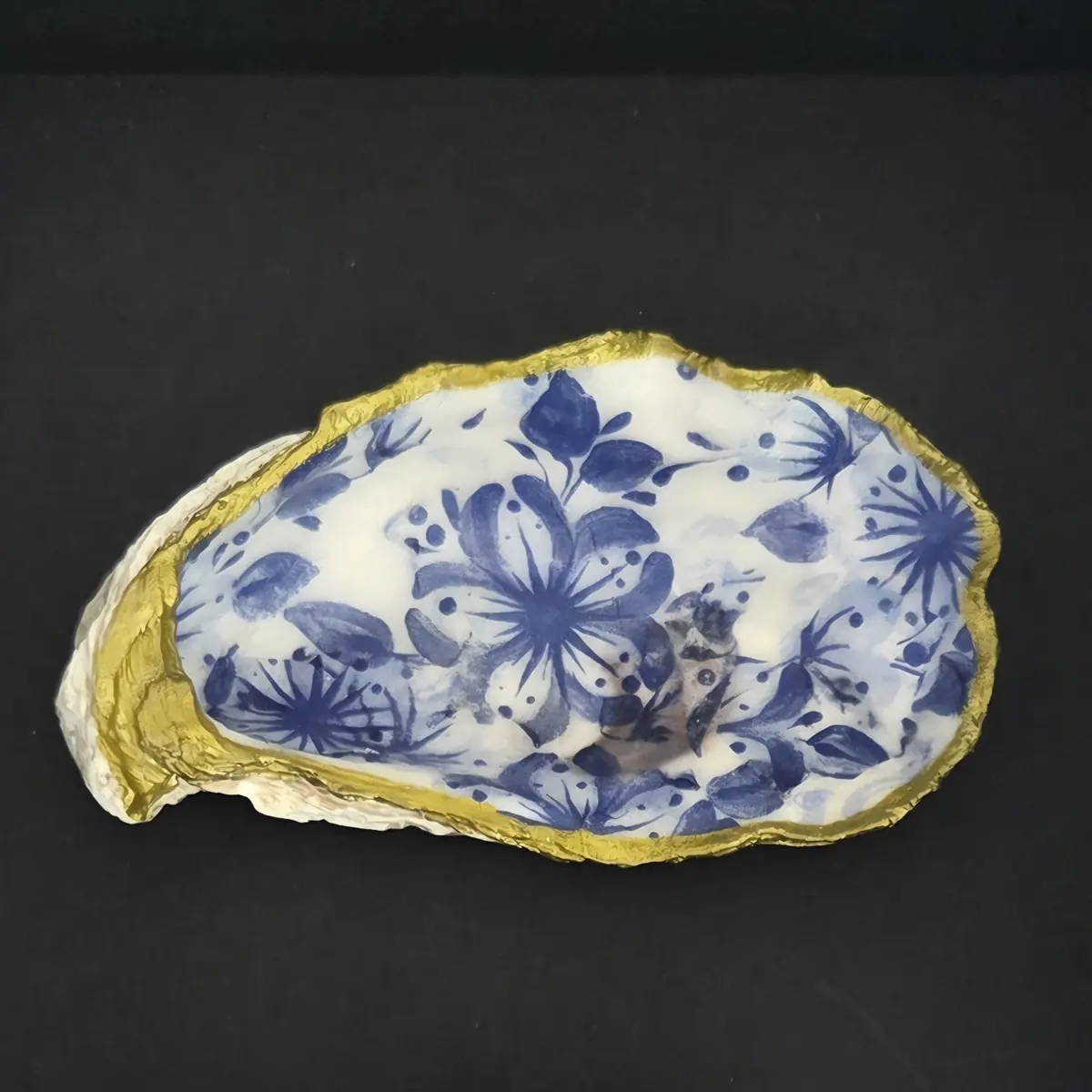 Workshop: Making Delft Blue Oysters — Delft