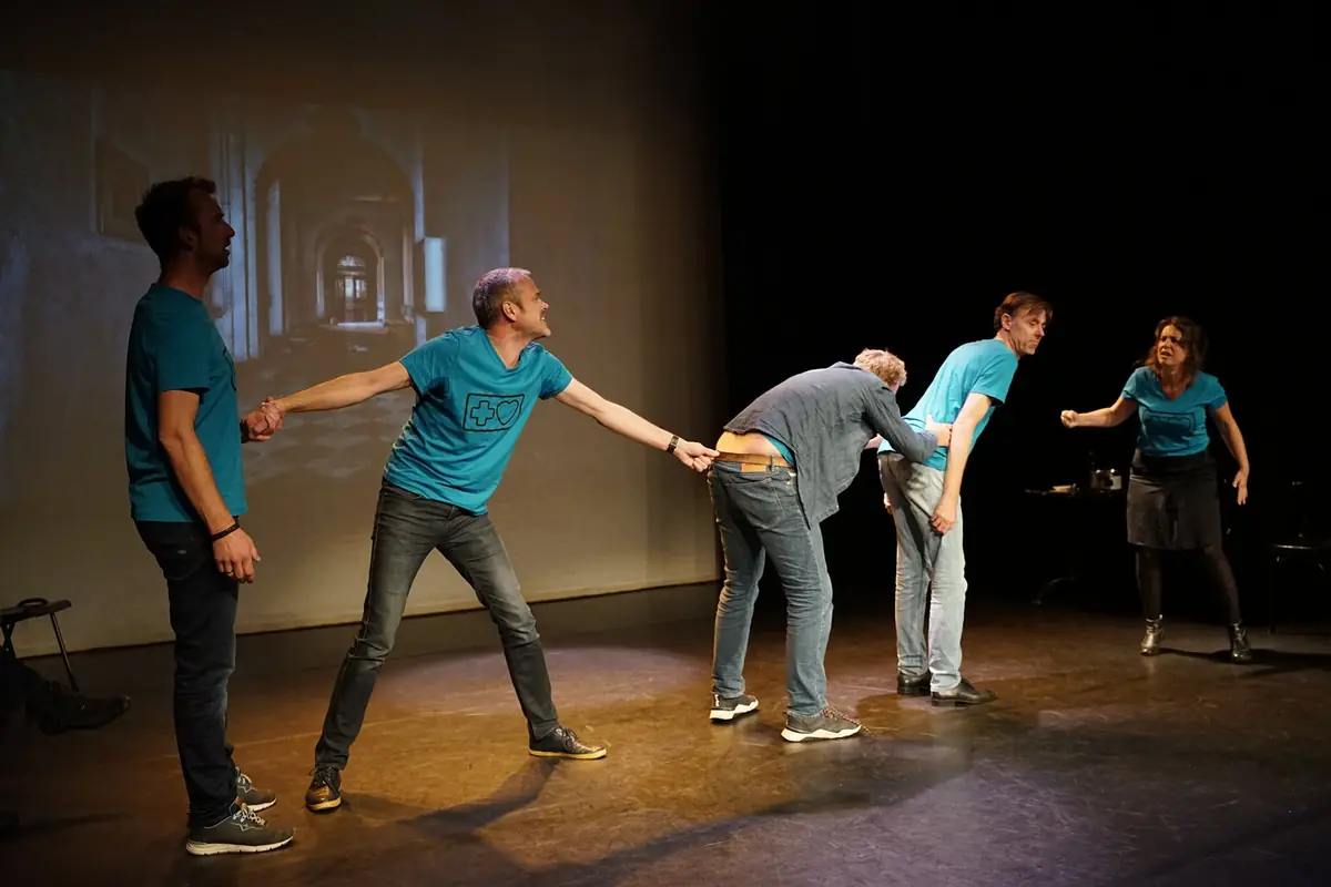 De Vloer Op | Withlof Improvisatietheater — Delft