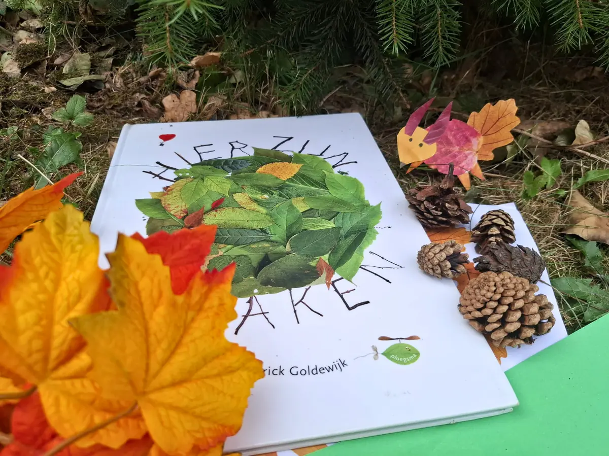 DIY Craft Table: The Magical Leaf Forest — Veenendaal