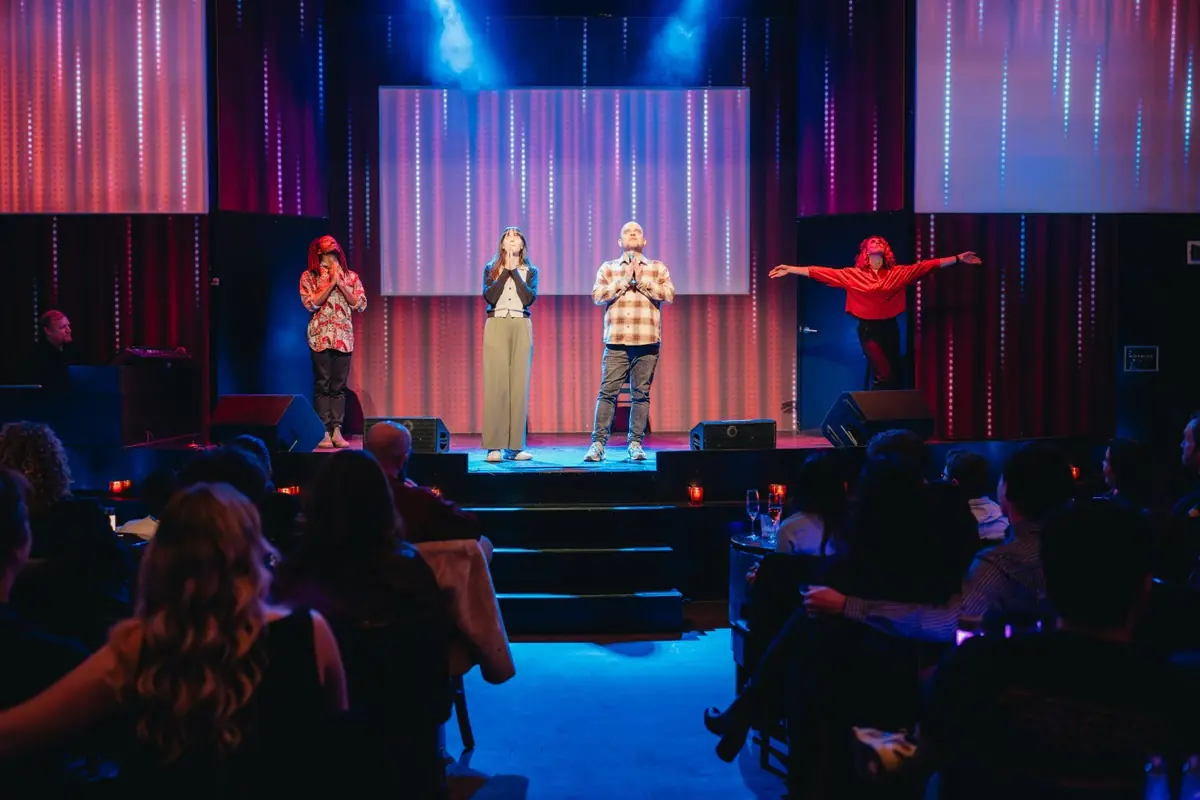 Sunday Night Live β’ The Sunday Comedy Institution β Boom Chicago, Amsterdam