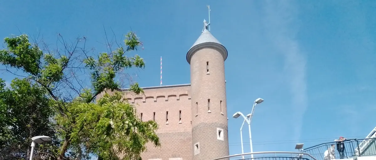 Guided Tours of Het Landhoofd — Nijmegen
