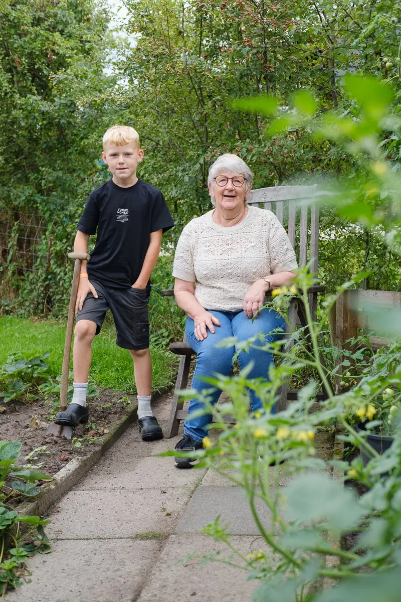 Photo Exhibition: 'The Green Heroes of De Hof' — Bibliotheek Delden, Delden