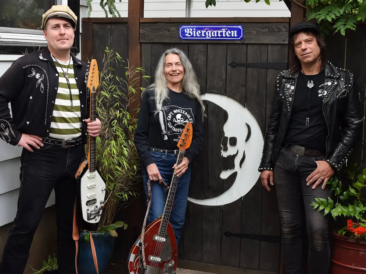 Dead Moon Night: Toody Cole and her Band (USA) + Jenny Don't & the Spurs (USA) — VERA Mainstage, Groningen