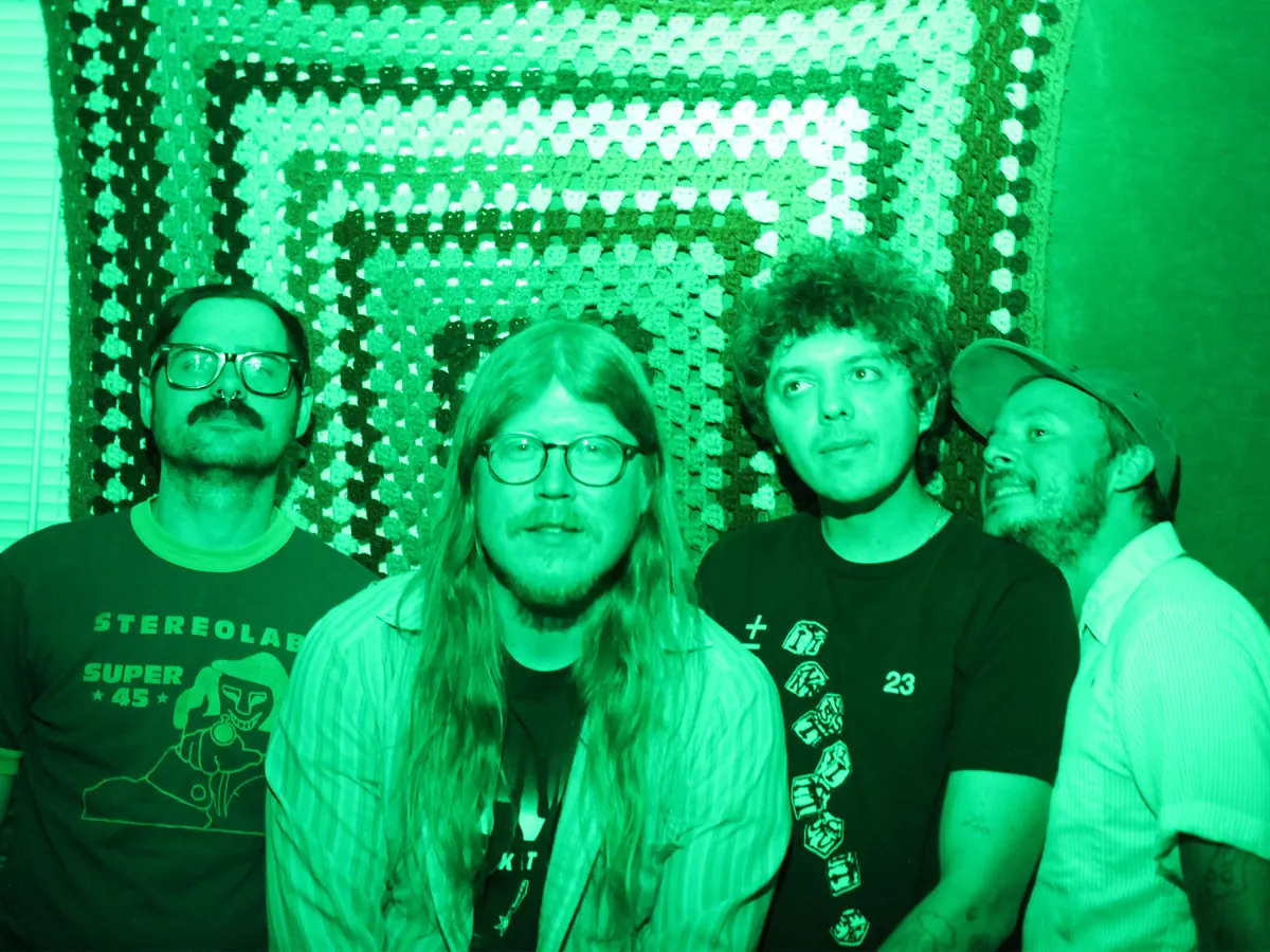 Holy Wave (USA) + Dim Pinks (NL) — VERA Mainstage, Groningen