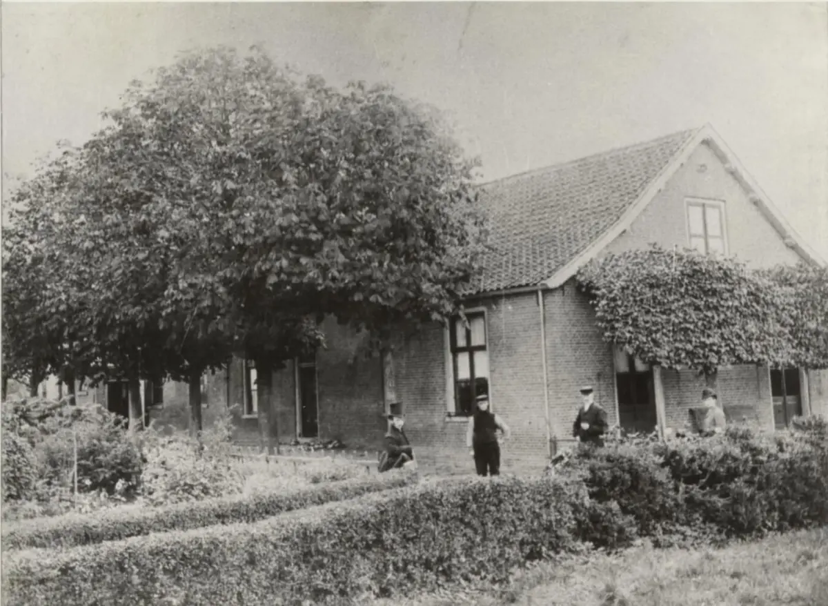 Exhibition: Nijkerkerveen, How It All Began — Bibliotheek Nijkerkerveen/'t Veense Hart, Nijkerkerveen