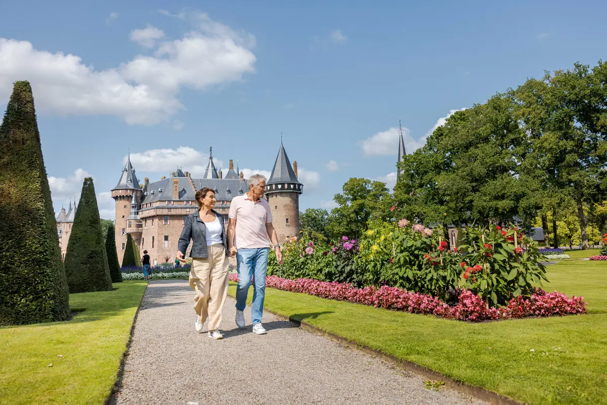 Garden Tour: Gardens Full of Stories β Kasteel de Haar, Haarzuilens