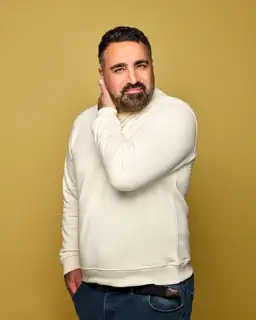 Interview mit Sinan Can über "Das Buch der Umarmungen"