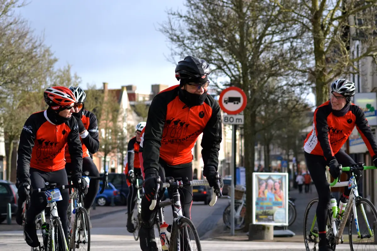 Winterfiets Elfstedentocht — James Wattstraat 4, Leeuwarden