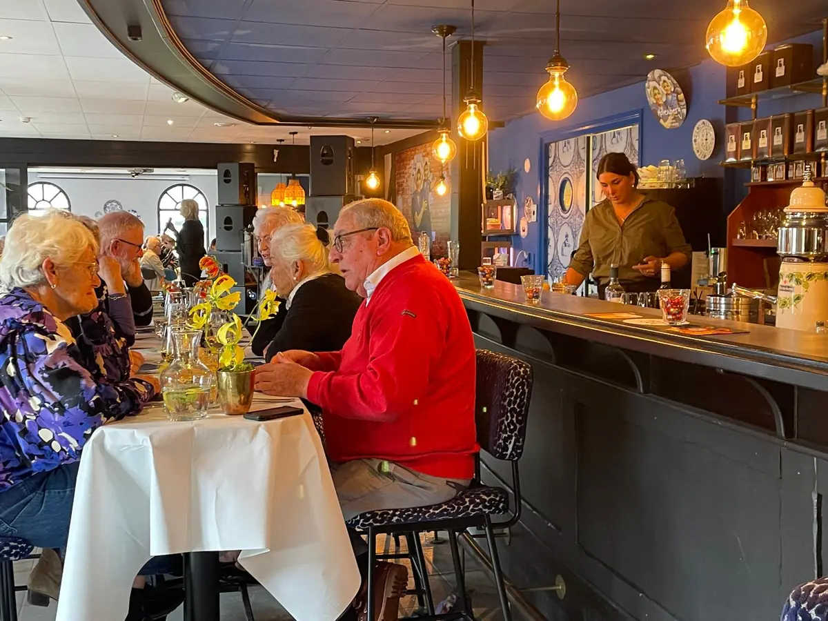 Communal Dining at Molenberg in Burgh-Haamstede — Boerderij Molenberg, Burgh-Haamstede