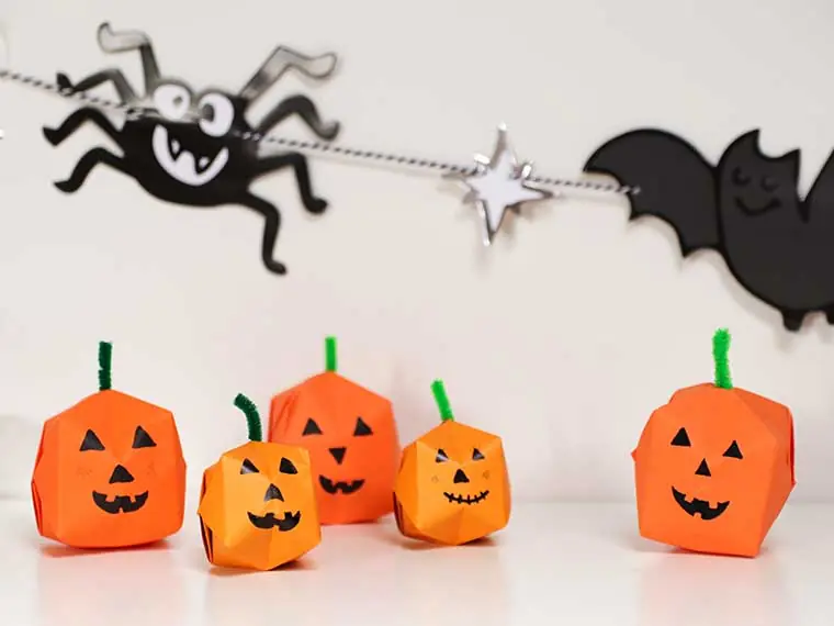 Craft Your Own Pumpkin — Alkmaar, Bibliotheek Centrum, Alkmaar
