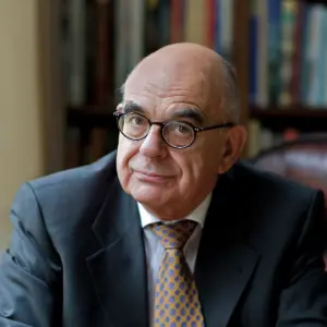 Jan Pronk on 'Back to the Earth' — Bibliotheek Mariënburg, Nijmegen