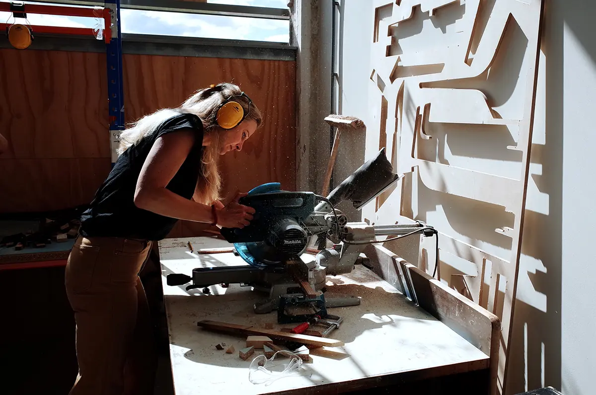 Möbelbaukurs, Stufe 1 - Reparatur — NYMA, Nimwegen