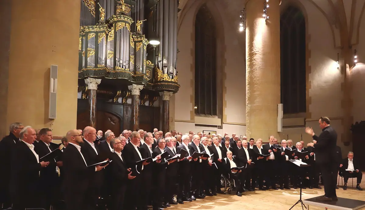 Concert by Groot Mannenkoor Noord-Nederland — Zuidhorn