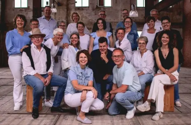 Living Lord Singers Gospel Choir Performance — Uffelte